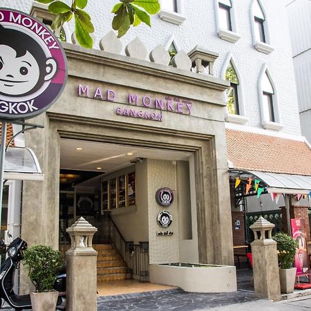 Mad Monkey Hostel Bangkok Exterior foto