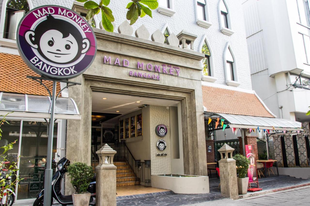 Mad Monkey Hostel Bangkok Exterior foto