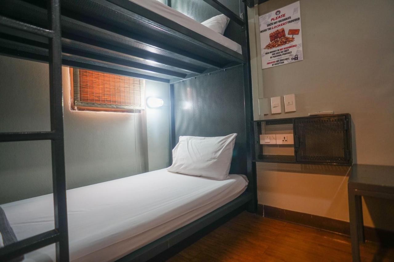 Mad Monkey Hostel Bangkok Cameră foto